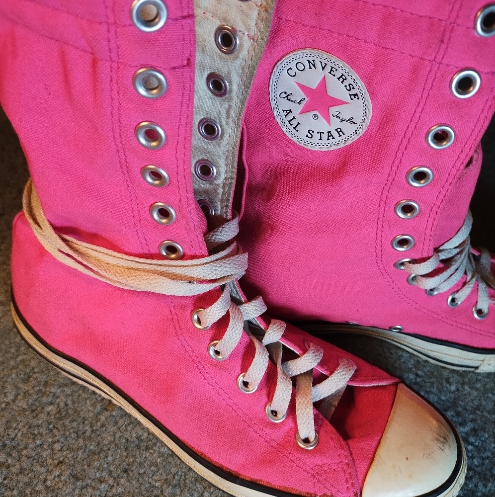 Hot Pink Converse HI-TOPS 🩷🩷🩷🩷🩷